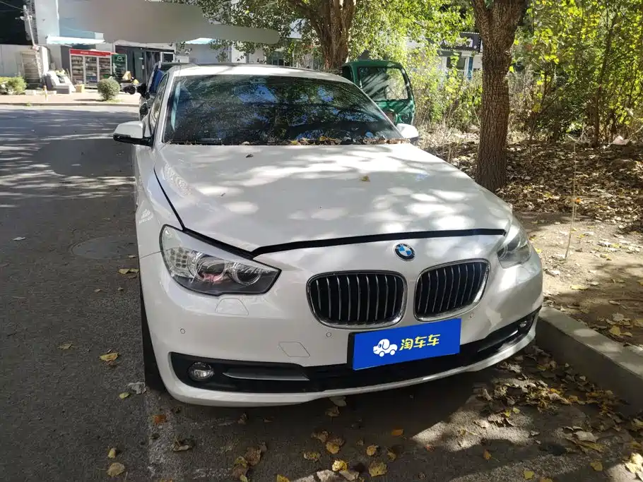 BMW 5 Series GT — миниатюра 2