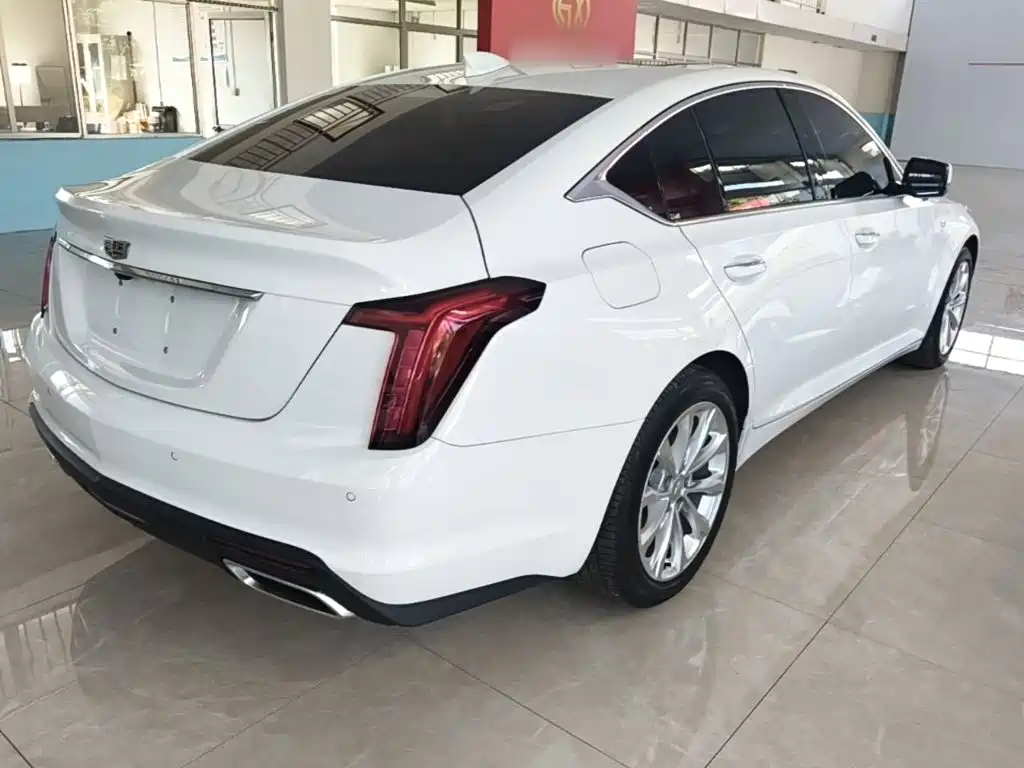Cadillac CT5 — миниатюра 7