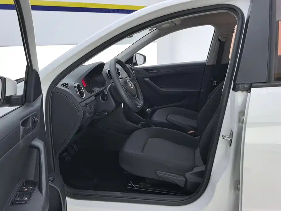 Volkswagen Jetta — миниатюра 9