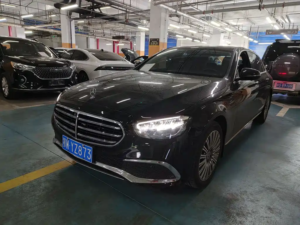Mercedes-Benz E-Class 2022