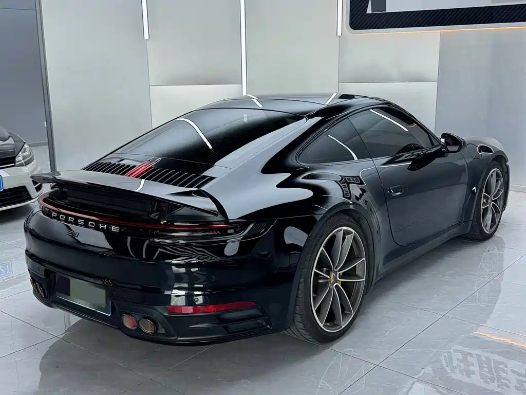 Porsche 911 2020 Carrera 3.0T