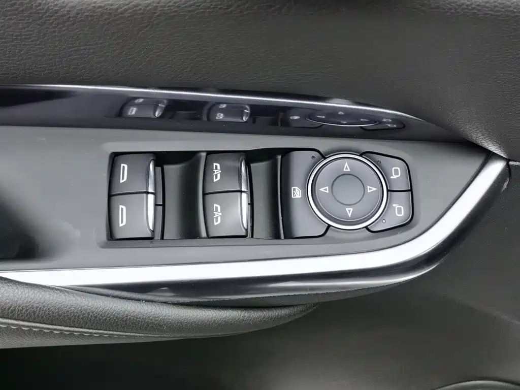 Cadillac XT4 2022 28T