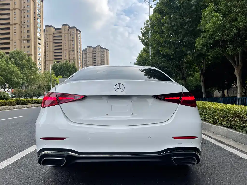 Mercedes-Benz C-Class — миниатюра 5