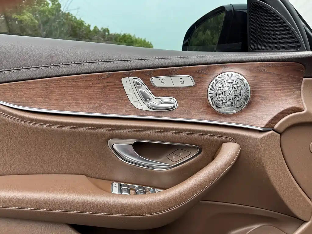 Mercedes-Benz E-Class E 2023 E 300 L Luxury
