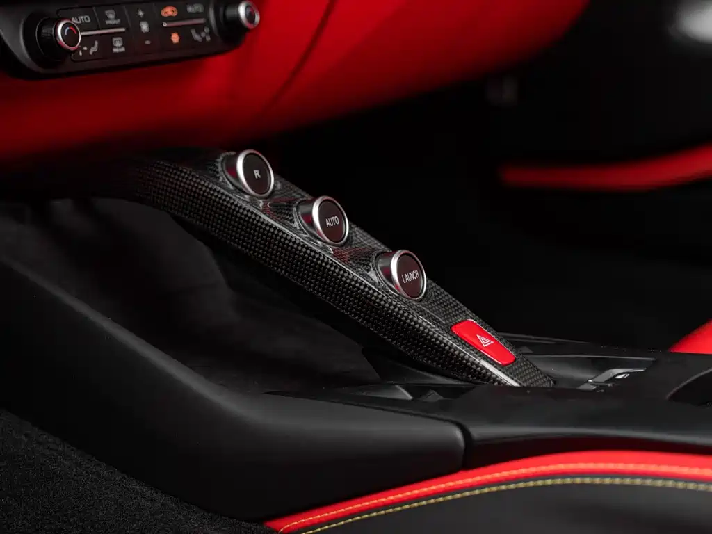 Ferrari 812 — миниатюра 12