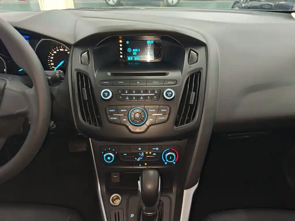 Ford Focus — миниатюра 13
