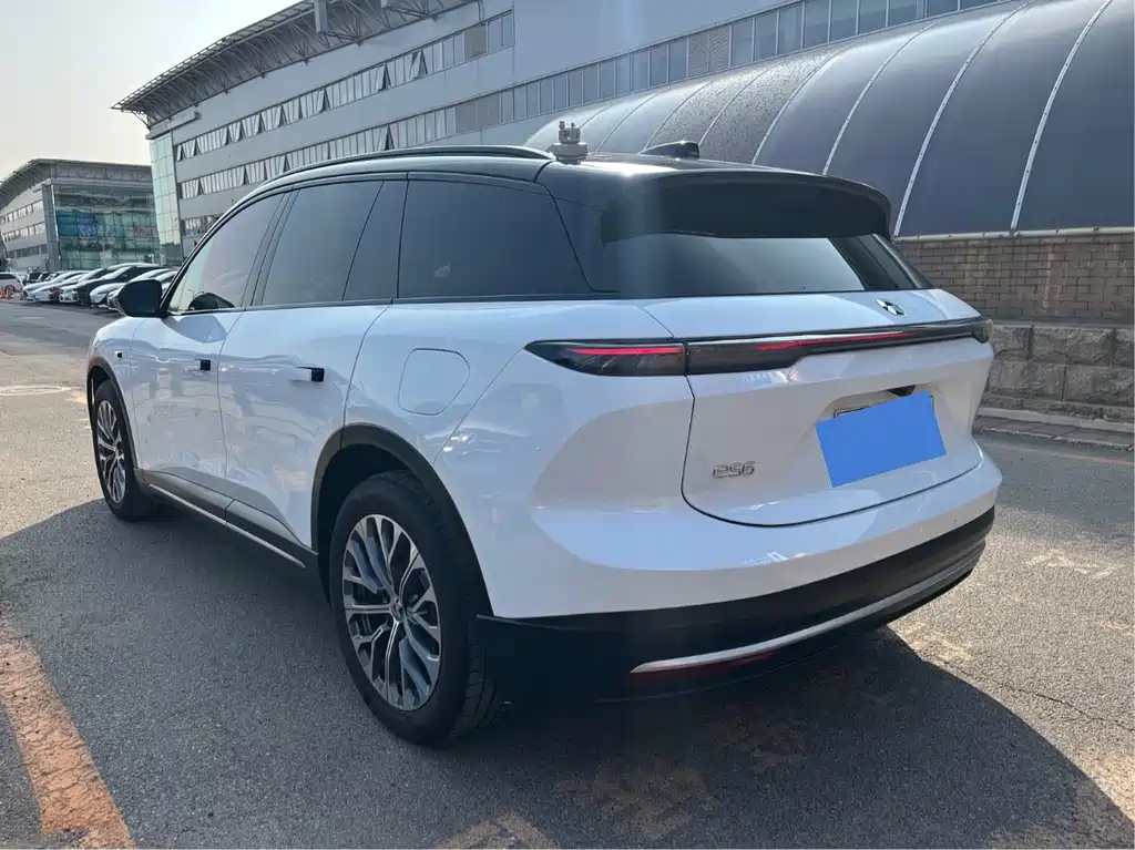 NIO ES6 — миниатюра 6