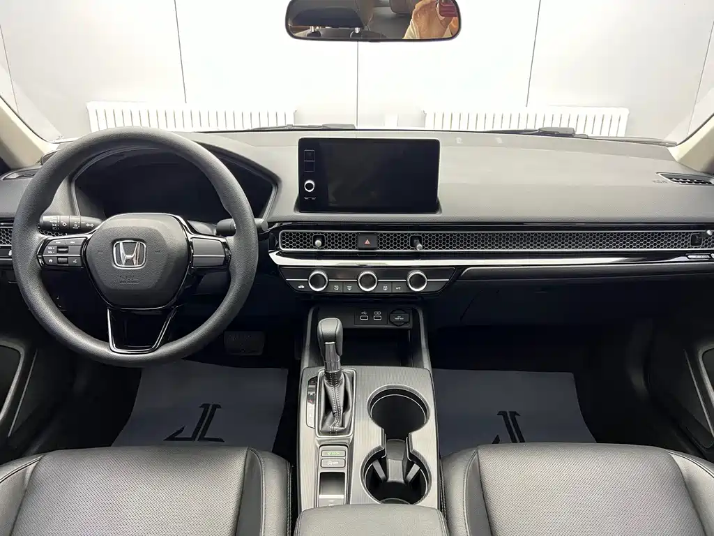 Honda Civic — миниатюра 9