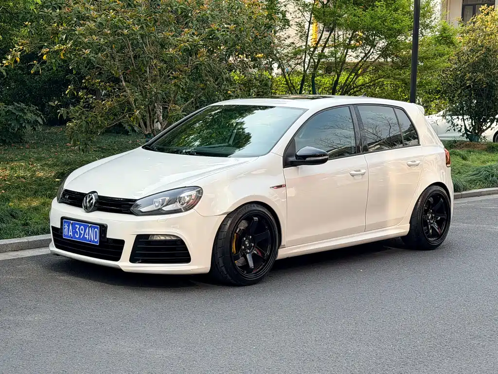 Volkswagen Golf (Import) 2011