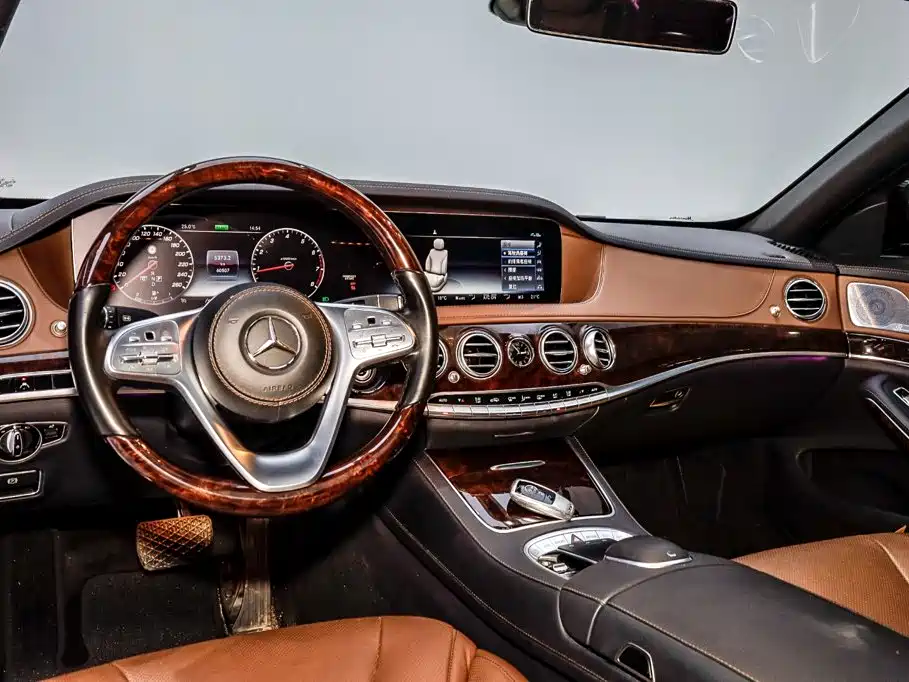Mercedes-Benz S-Class — миниатюра 23