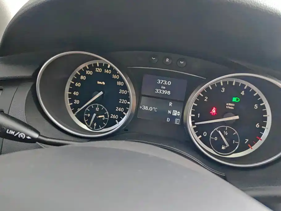 Mercedes-Benz R-Class — миниатюра 14