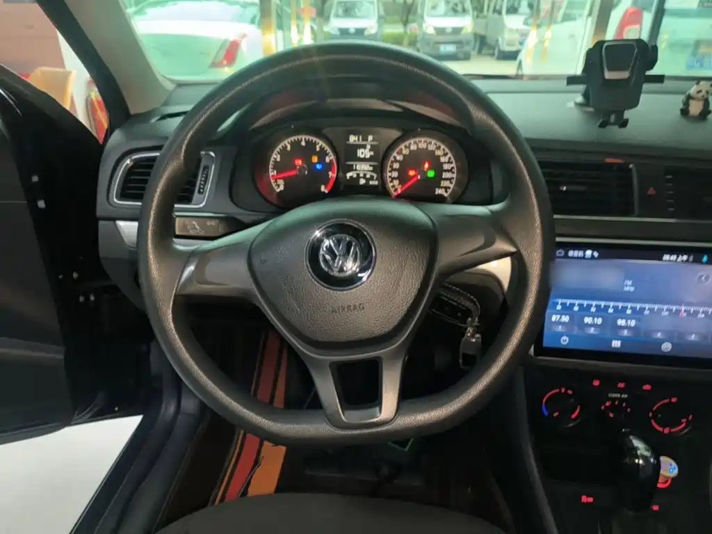 Volkswagen Lavida — миниатюра 11