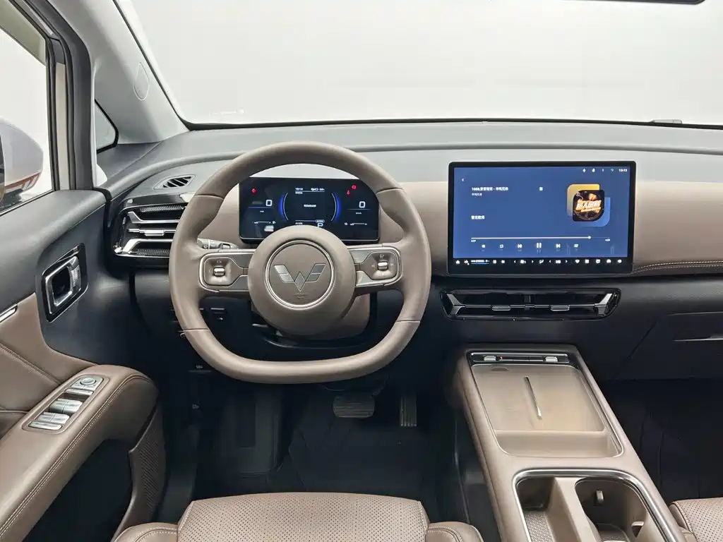 Wuling Xingguang 730 New Energy — миниатюра 23