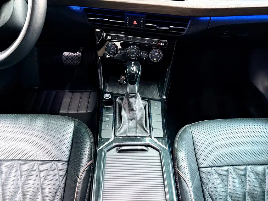 Volkswagen Passat — миниатюра 16