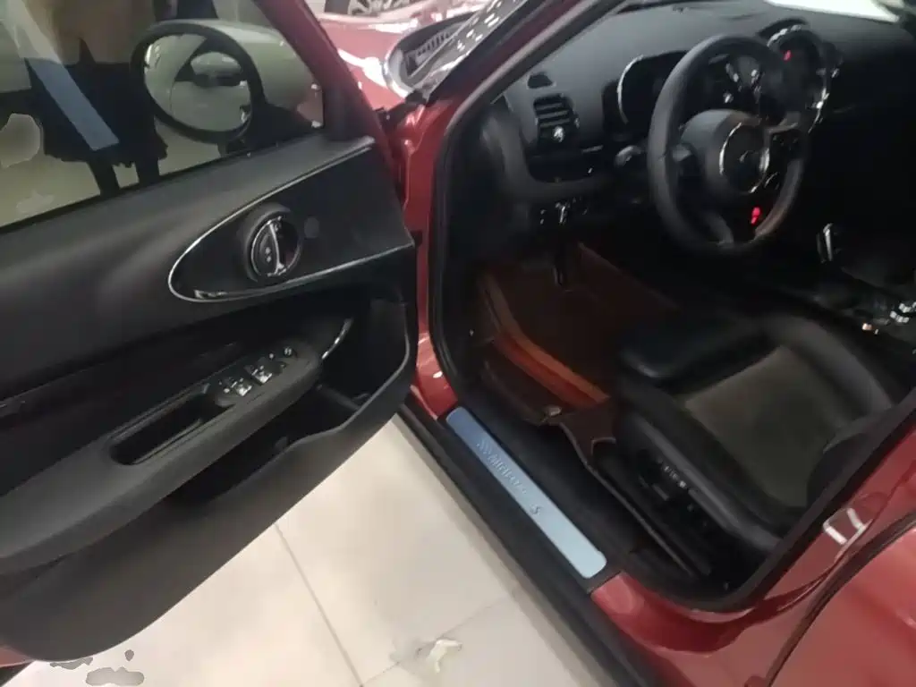 MINI Mini Clubman — миниатюра 16