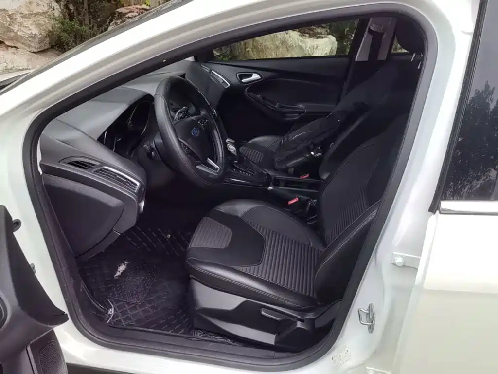 Ford Focus — миниатюра 15