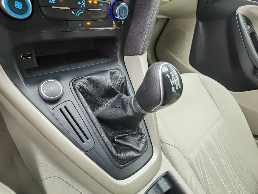 Ford Focus — миниатюра 13