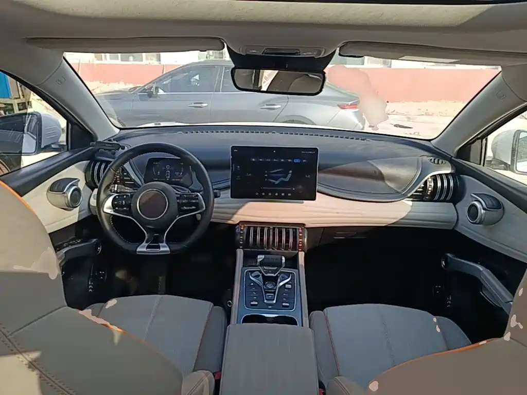 BYD Yuan Plus — миниатюра 10
