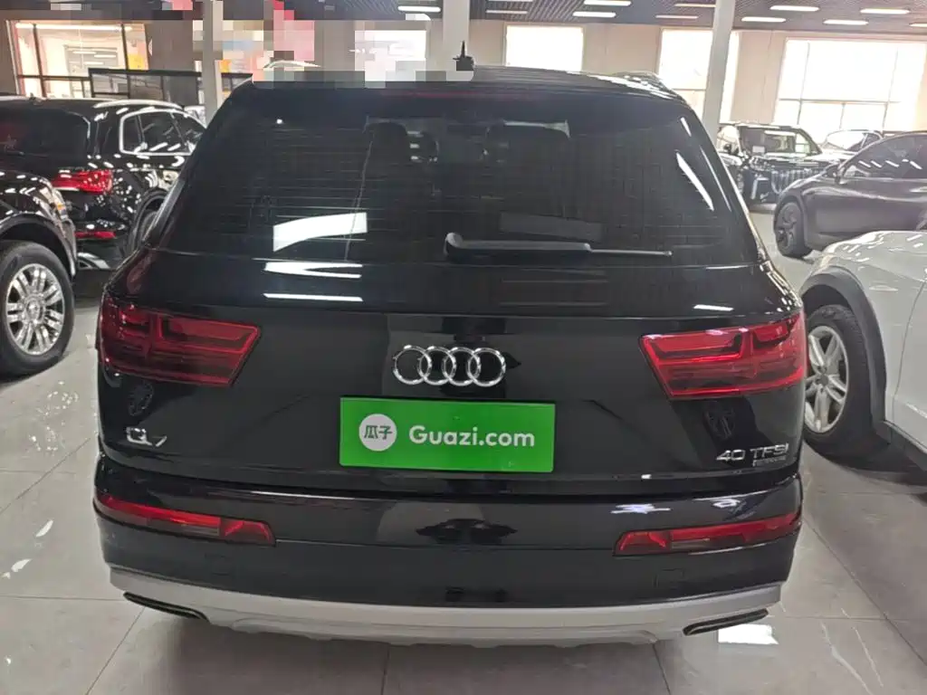 Audi Q7 — миниатюра 6
