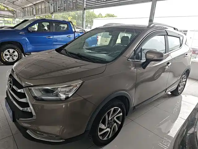 2015 JAC M1 (Refine)