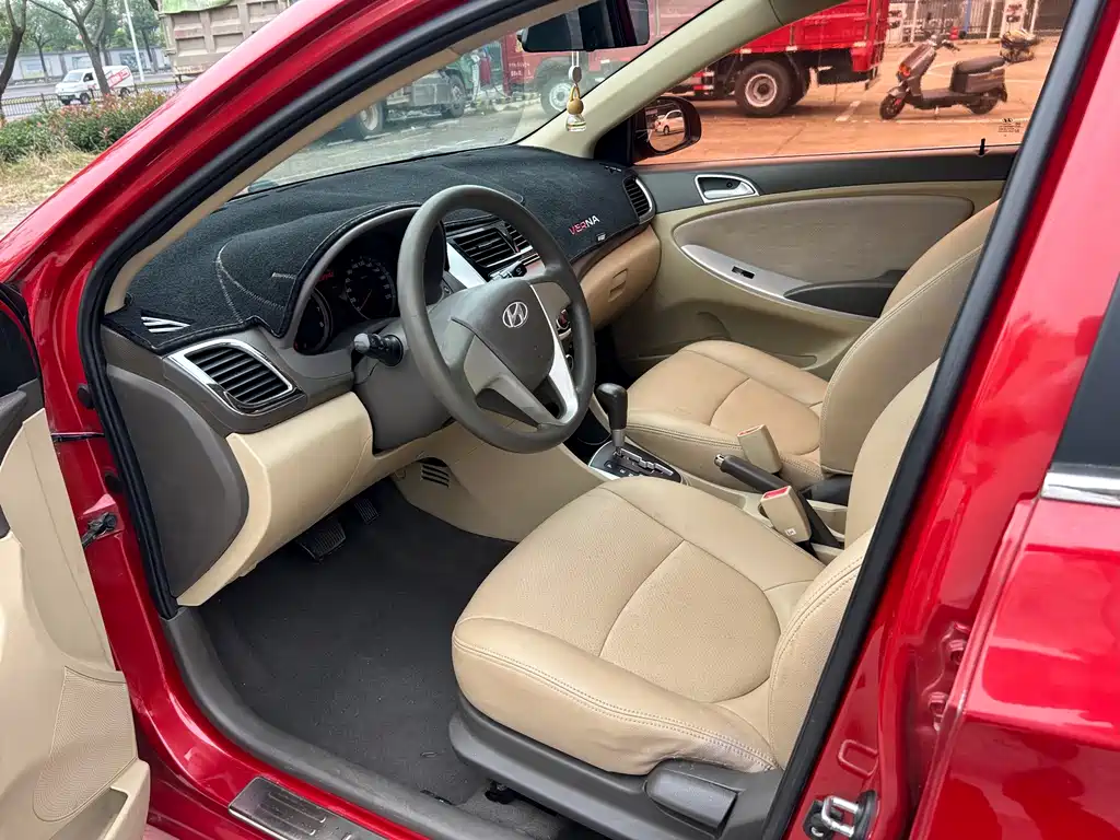 Hyundai Verna — миниатюра 7