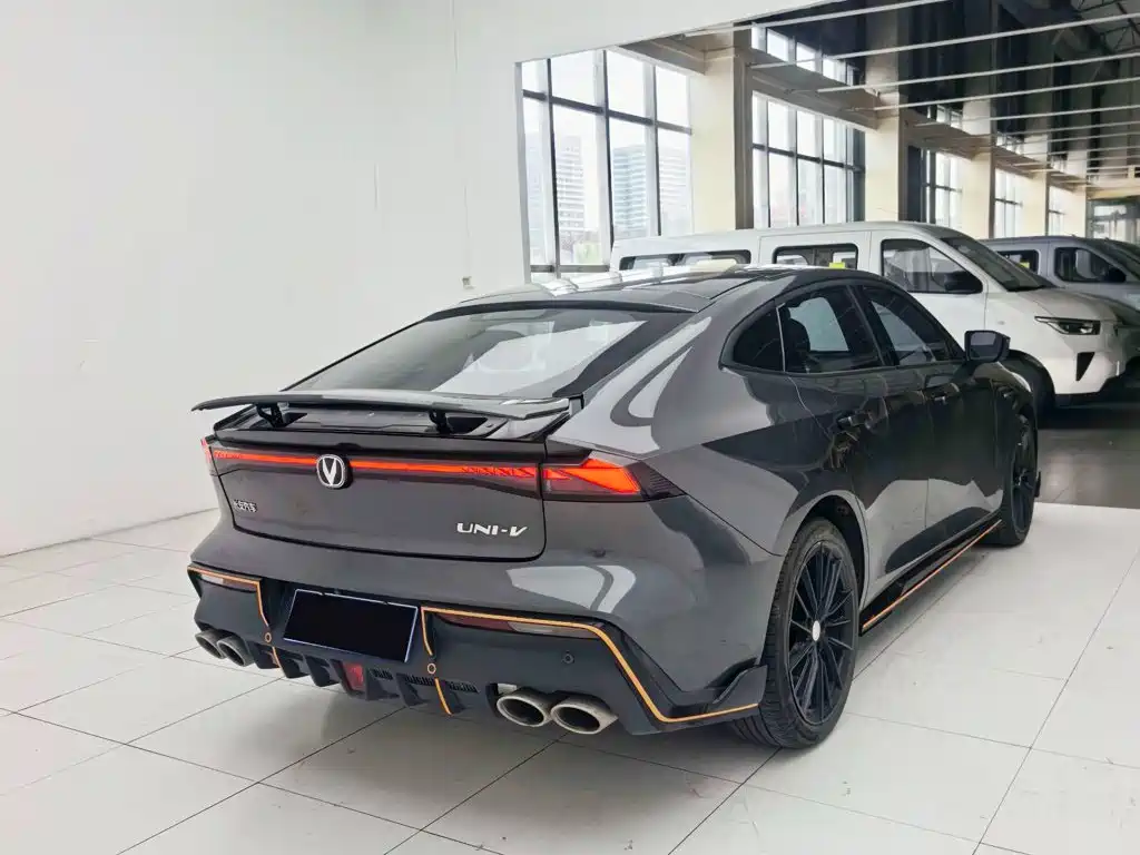Changan UNI-V — миниатюра 7