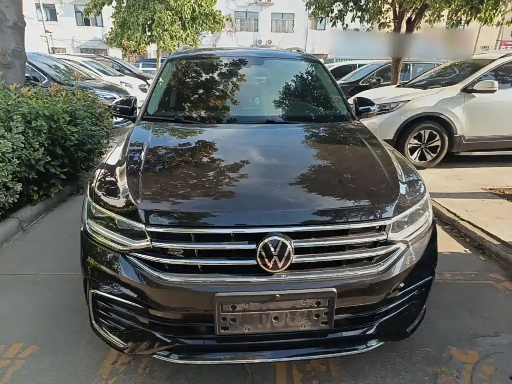Volkswagen Tiguan L — миниатюра 3