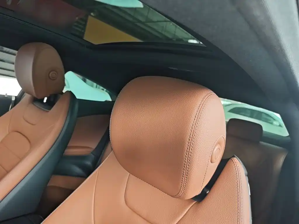 Mercedes-Benz C-Class (Import) — миниатюра 18