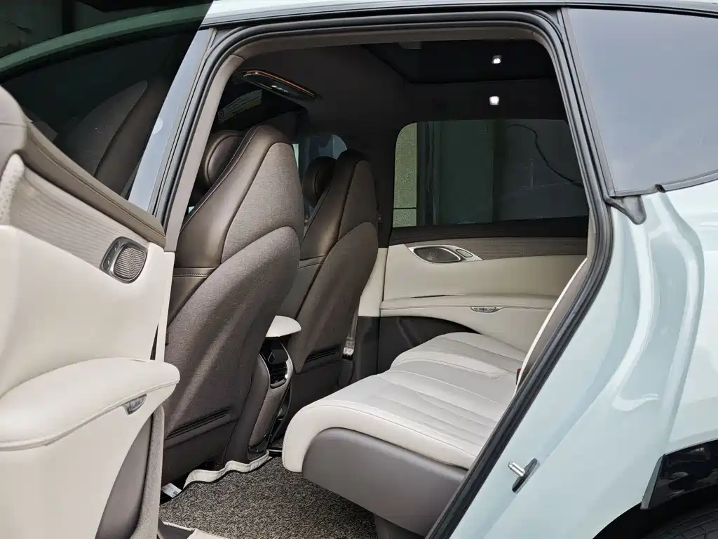 ZHIJI AUTOMOBILE ZHIJI LS7