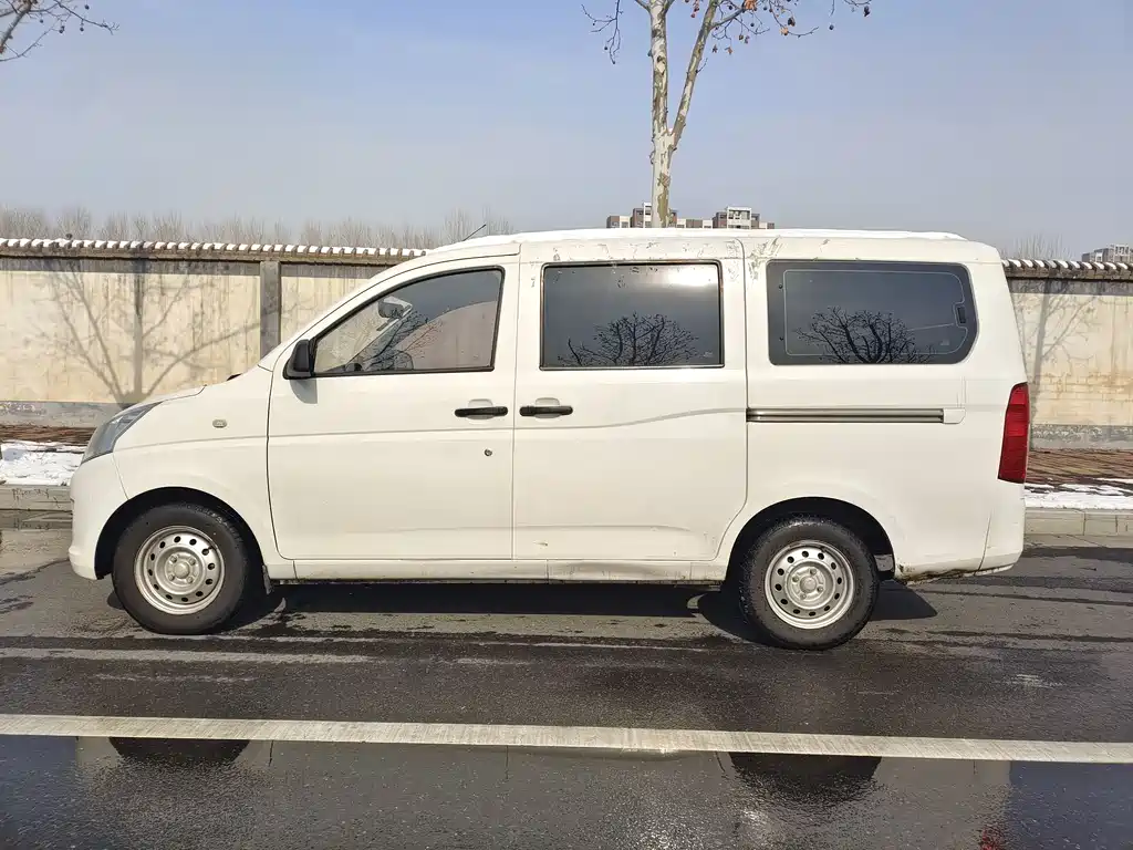 WULING WULING RONGGUANG V