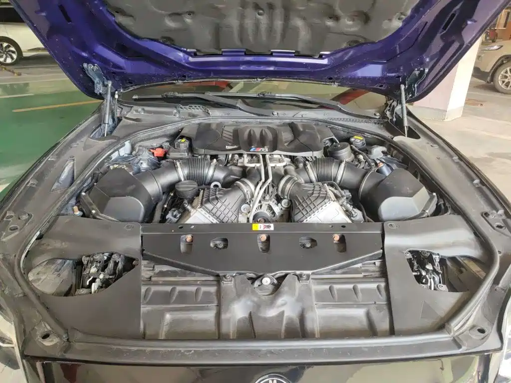 BMW M6 — миниатюра 21
