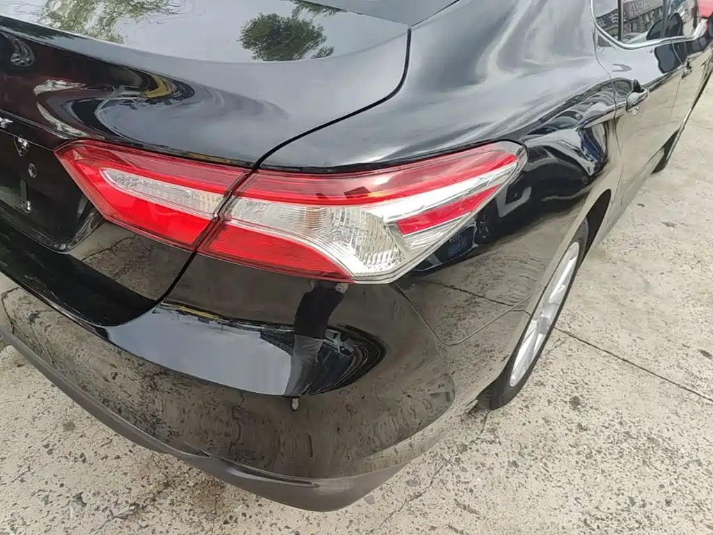 Toyota Camry — миниатюра 8