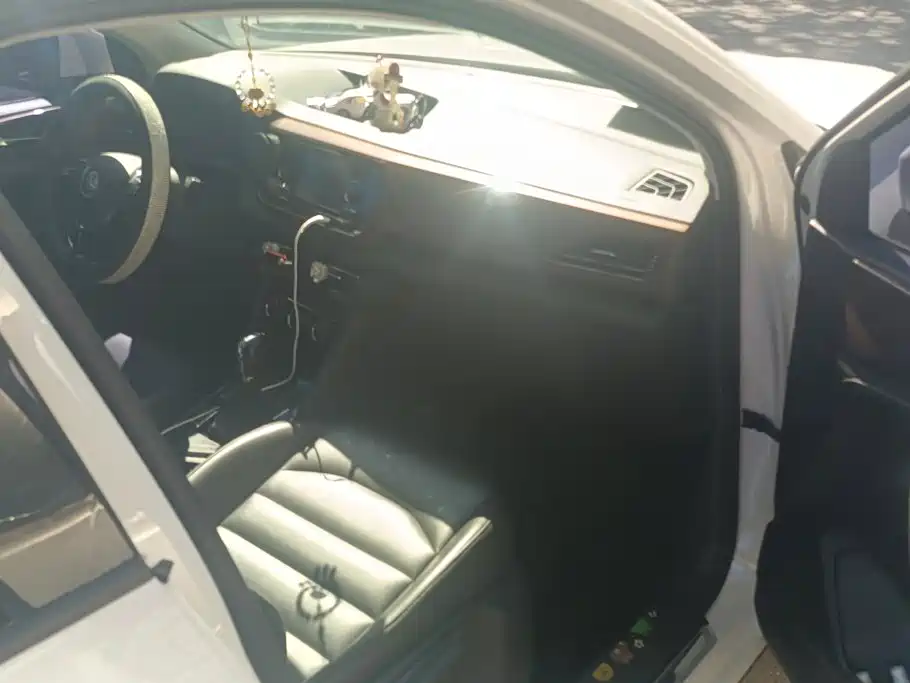 Volkswagen Tharu — миниатюра 8
