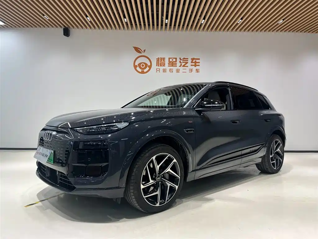 Audi 奥迪Q6L e-tron 2025