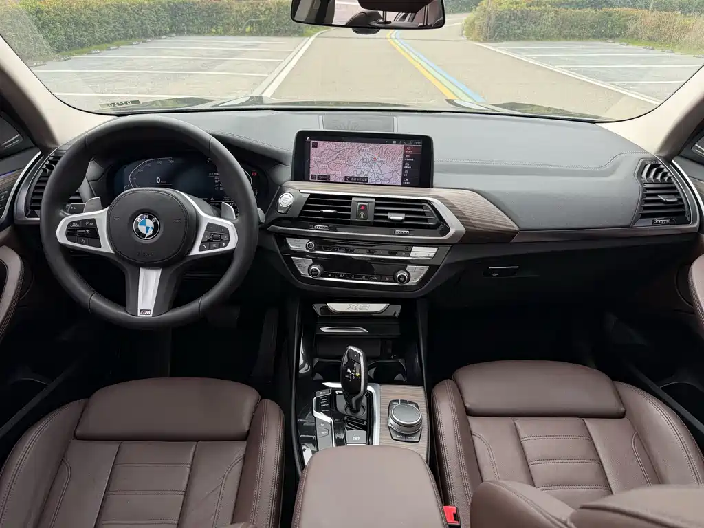 BMW X3 — миниатюра 11