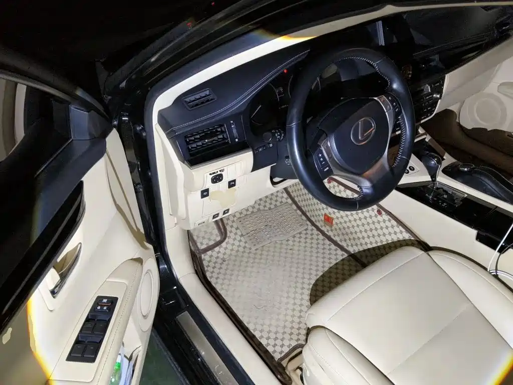 Lexus ES — миниатюра 17