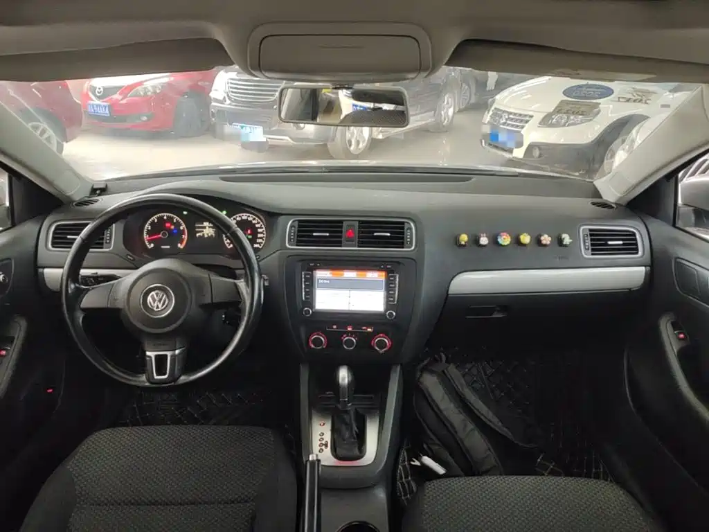 Volkswagen Sagitar — миниатюра 10