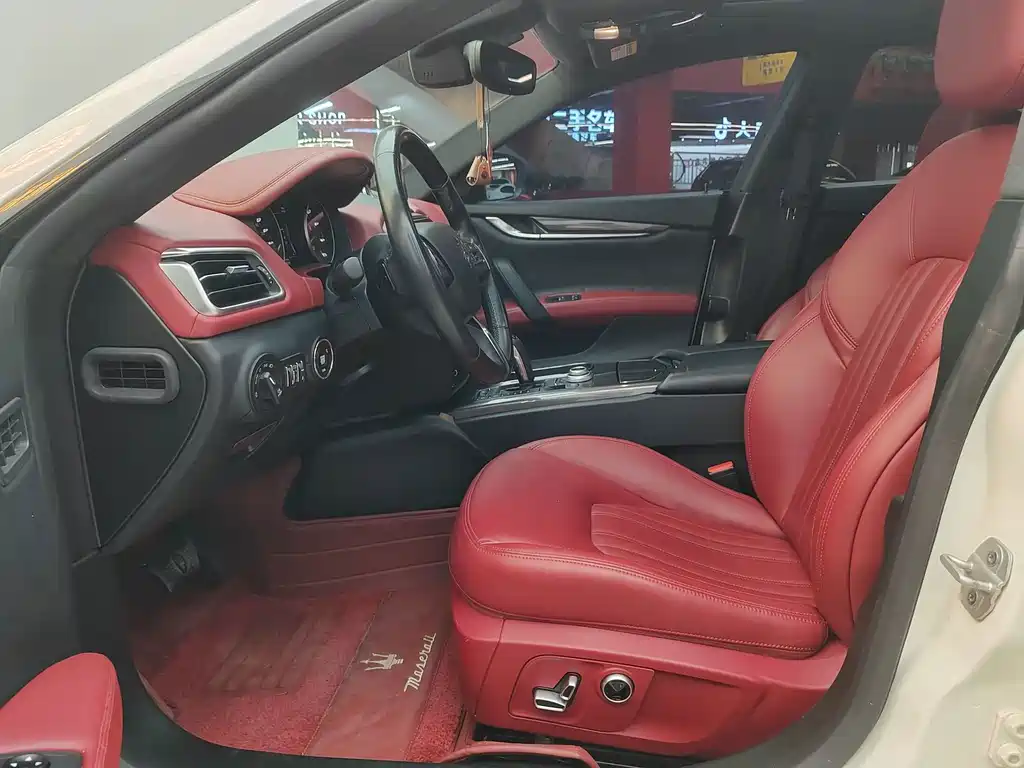 Maserati Ghibli — миниатюра 13