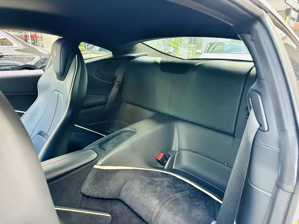 Ferrari Roma — миниатюра 6