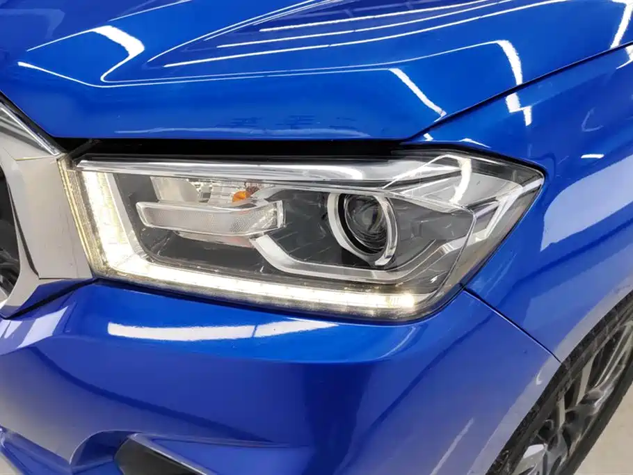 SAIC MAXUS CHASE T70