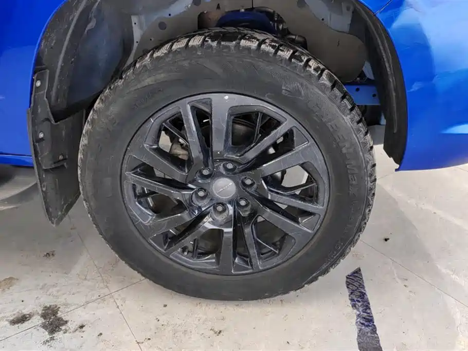 SAIC MAXUS CHASE T70