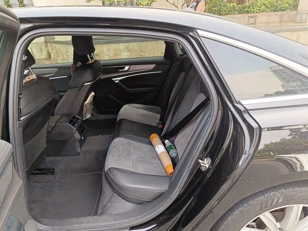 Audi A6L — миниатюра 15