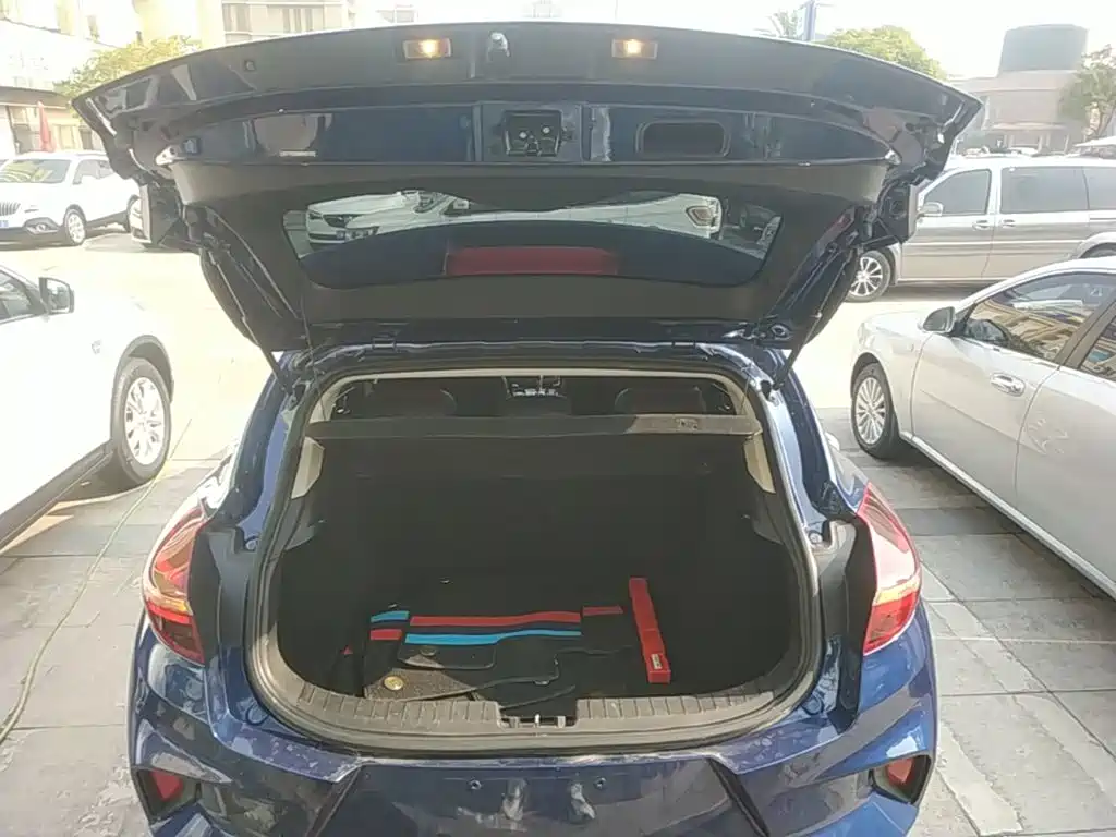 Geely Emgrand GS — миниатюра 19