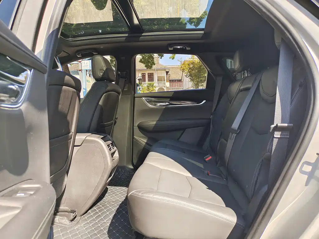 Cadillac XT5 — миниатюра 13