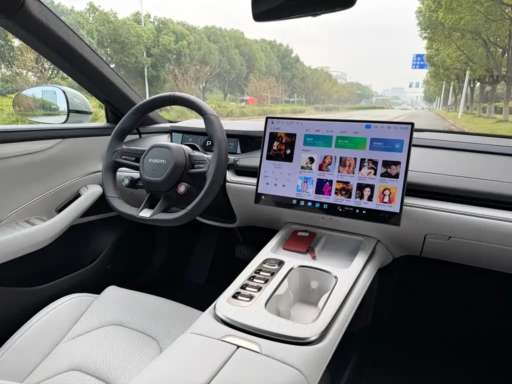 XIAOMI CAR XIAOMI SU7