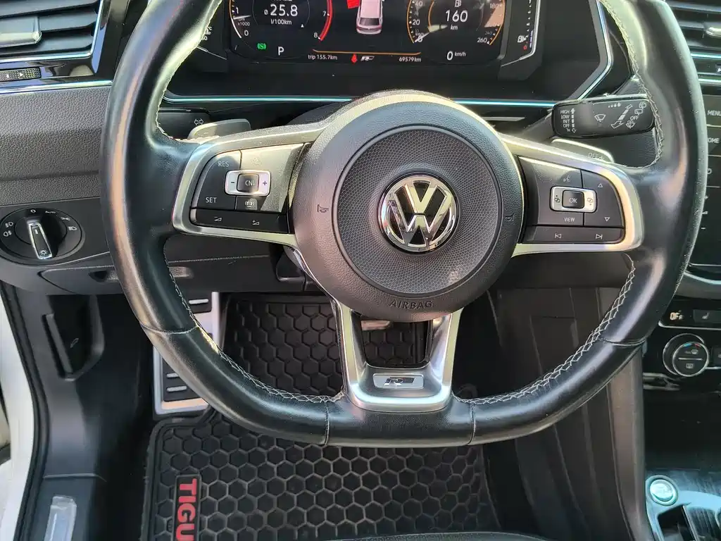 Volkswagen Tiguan L — миниатюра 8