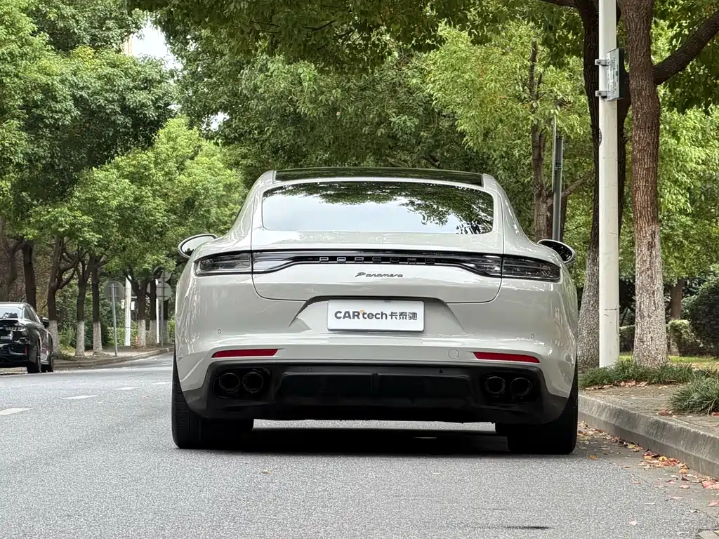 Porsche Panamera — миниатюра 4
