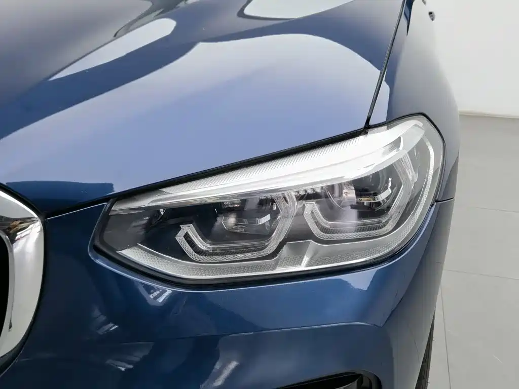 BMW X3 — миниатюра 7