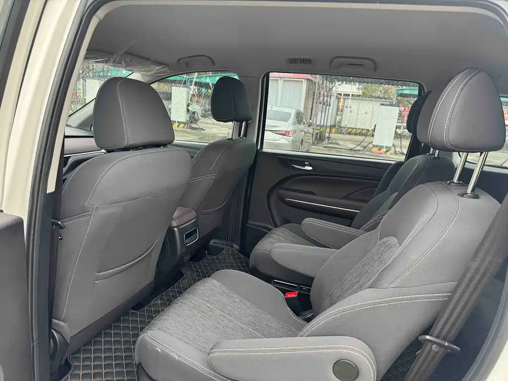 GAC Motor Trumpchi M6 - фото 6