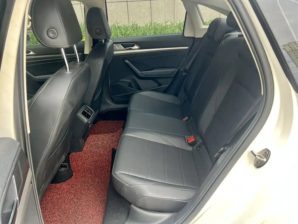 Volkswagen Lavida — миниатюра 10